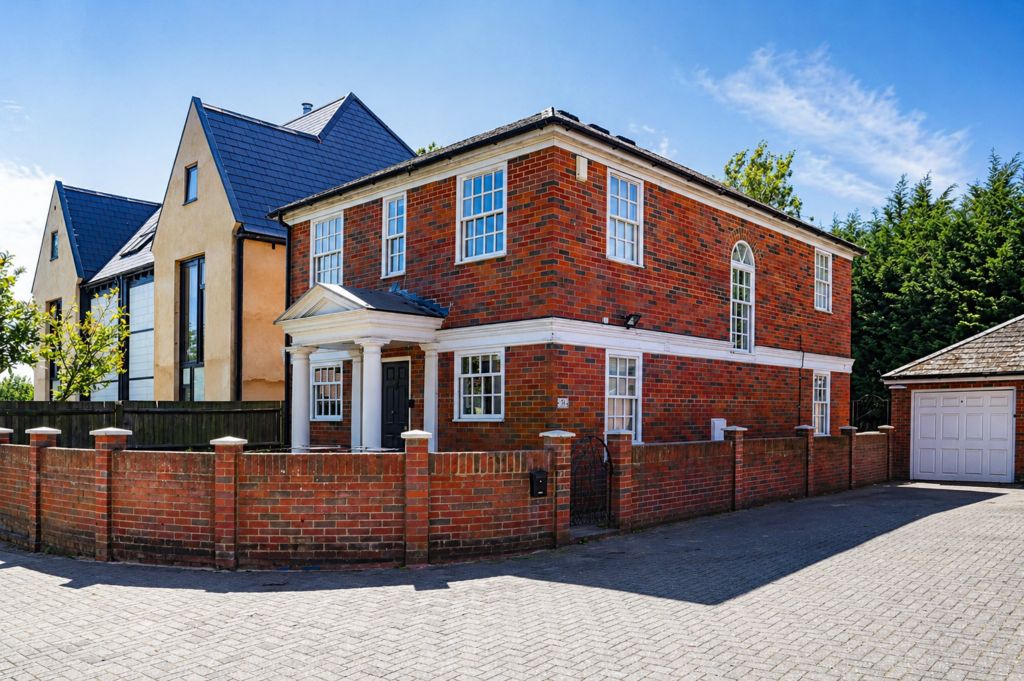 Property photo 1 of 9 House_Converted (2)