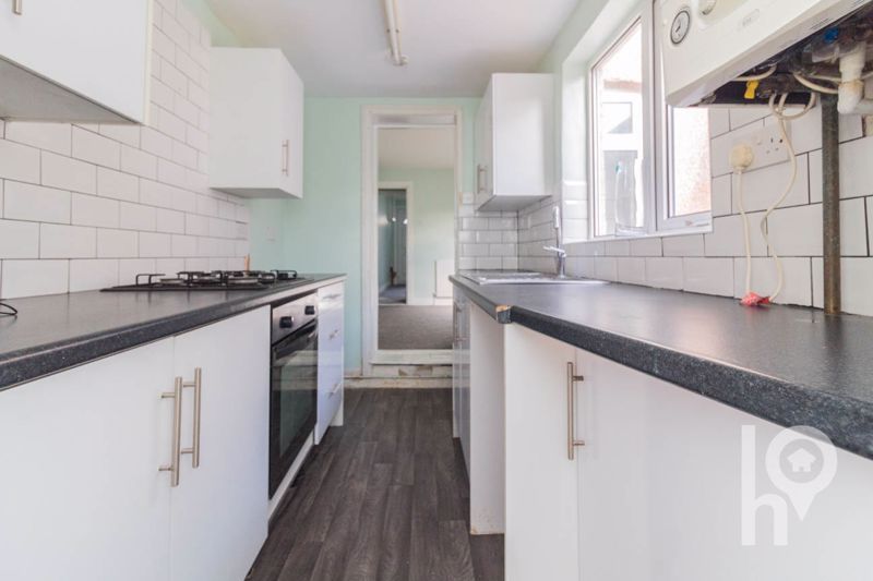 Property photo 2 of 7 Photo 3