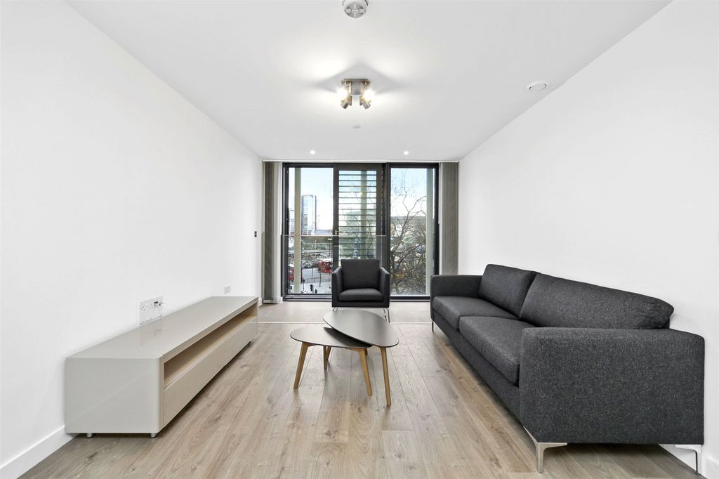 Property photo 1 of 14 Picture No. 04
