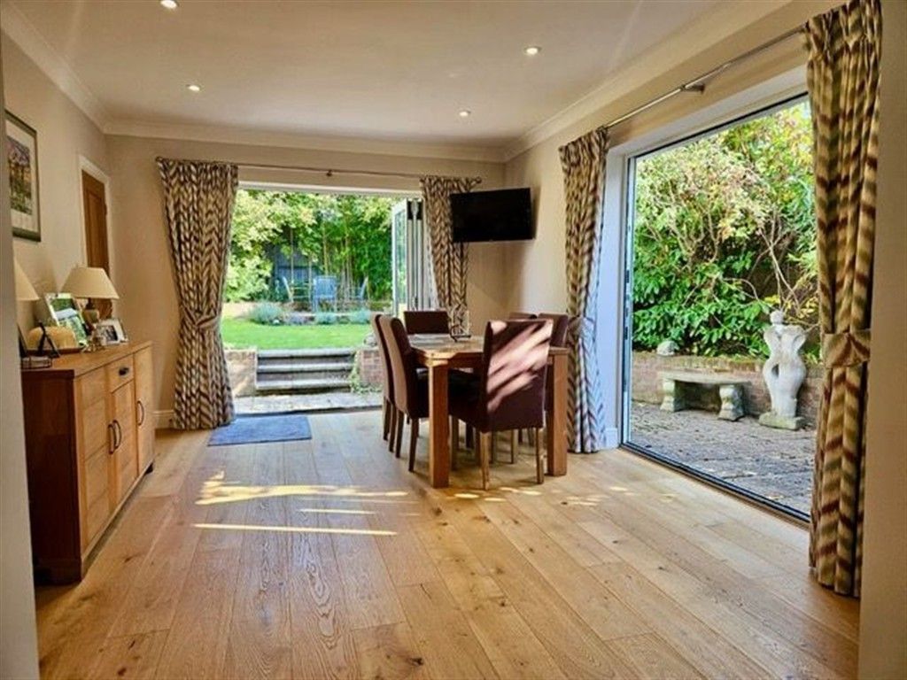 Property photo 2 of 13 Dining Area