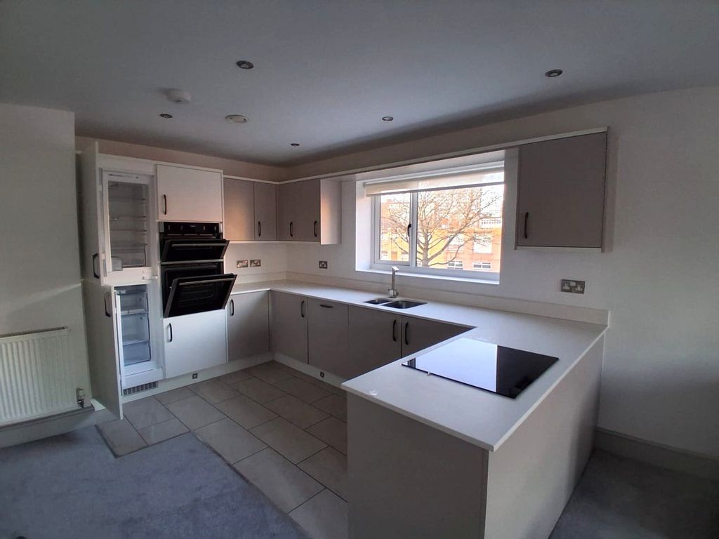 Property photo 2 of 10 Picture No. 16