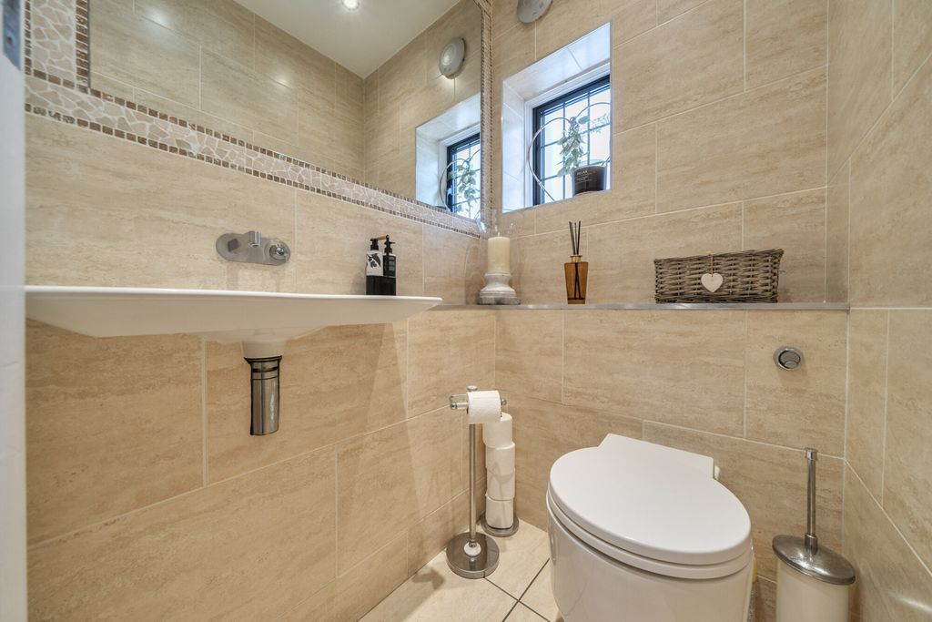 Additional image 26 of 7 bed detached house for saleShirley Church Road, Croydon CR0