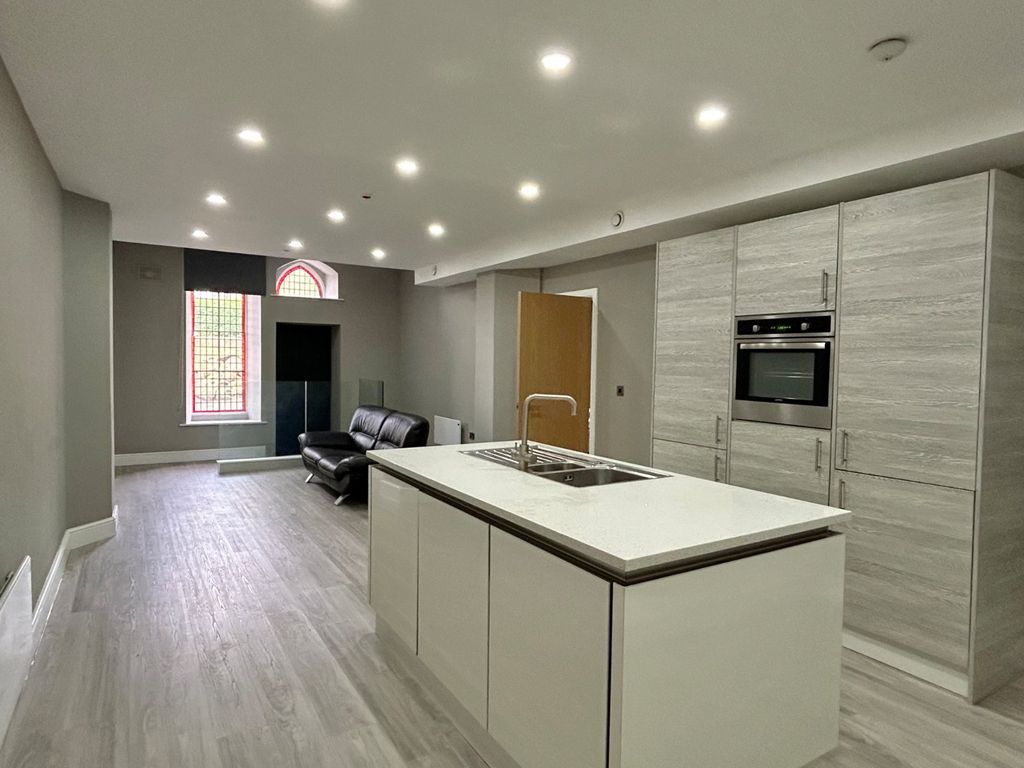 Property photo 1 of 12 Picture No. 15