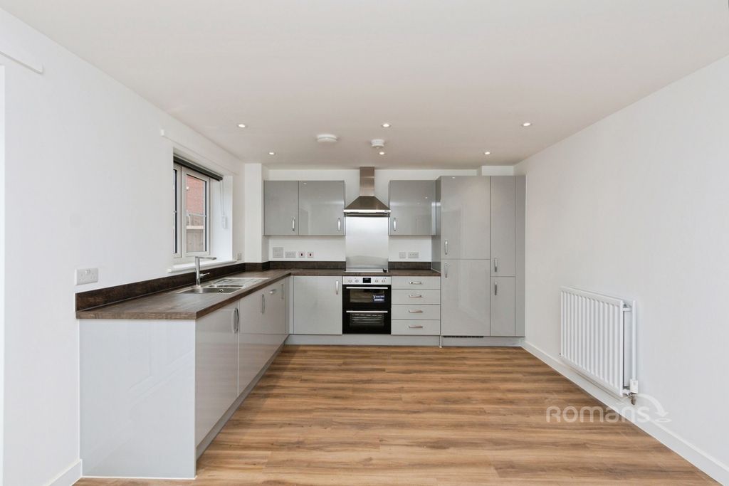 Property photo 3 of 13 Pbox-Img.Jpg