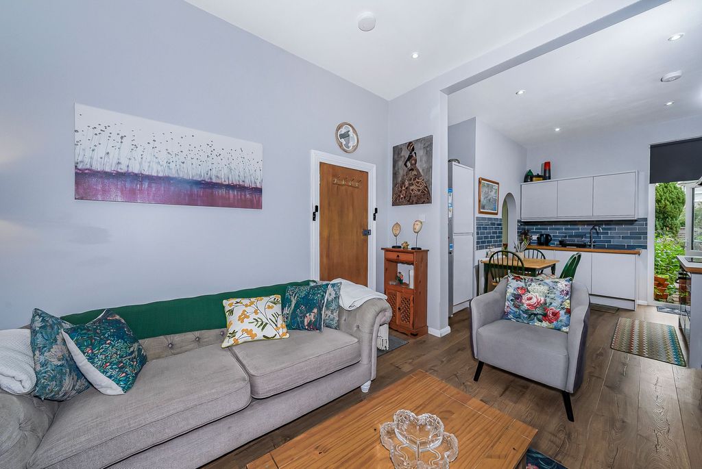 Property photo 2 of 15