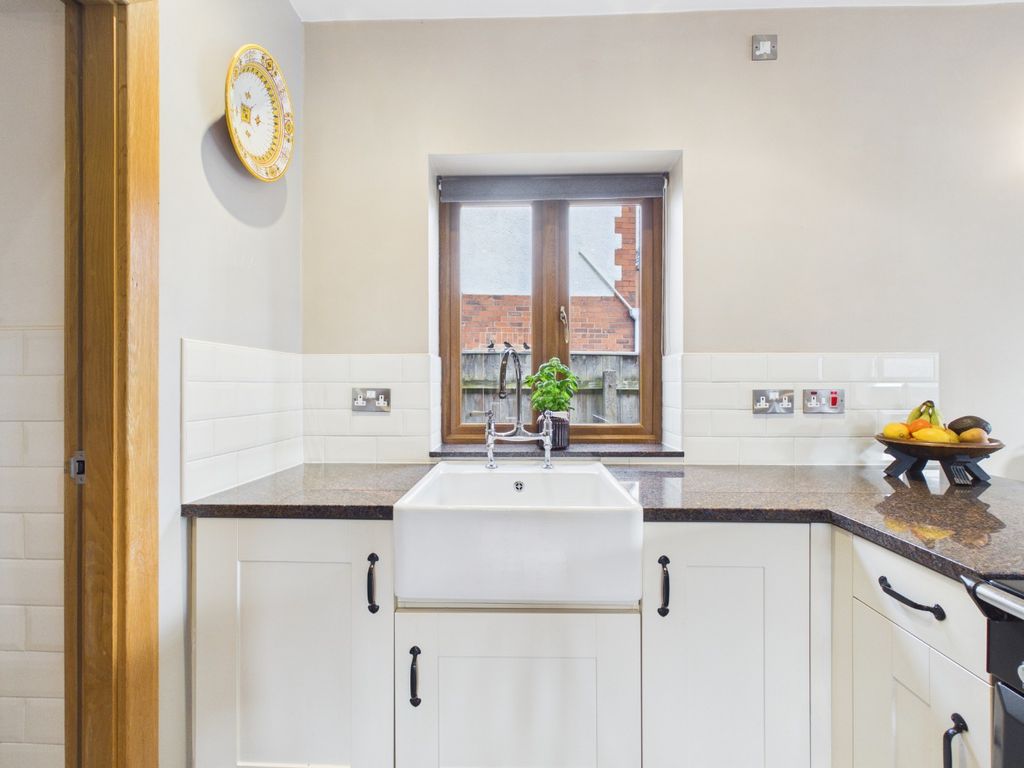 Property photo 3 of 34 4863788