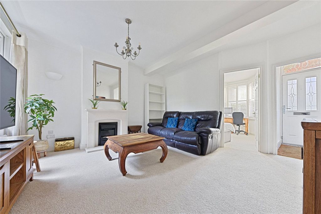 Property photo 2 of 15 Picture No. 05