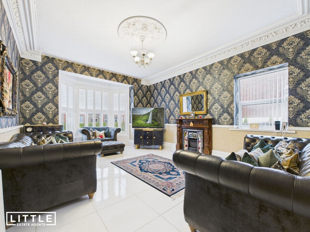 Property photo 3 of 45 Photo 1