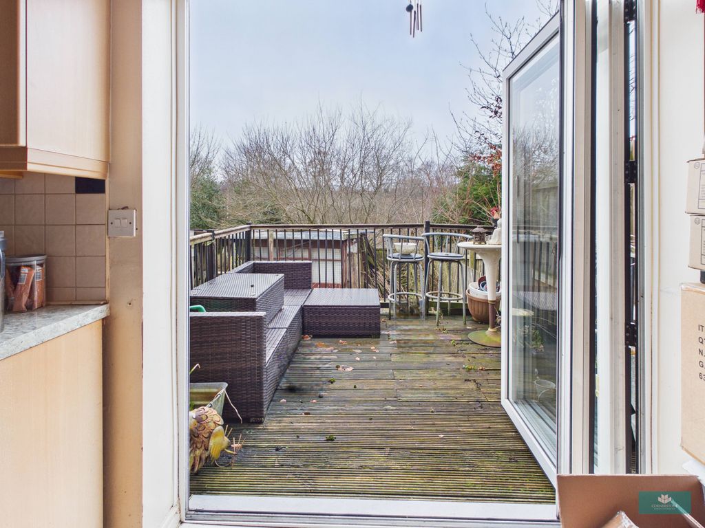 Property photo 3 of 13 Photo 11