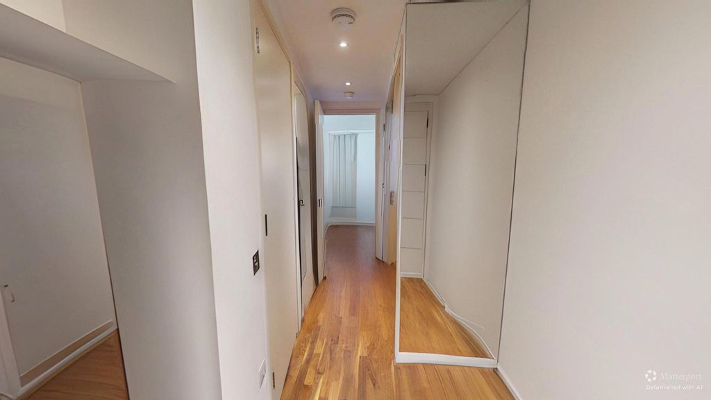 Property photo 2 of 8 Image