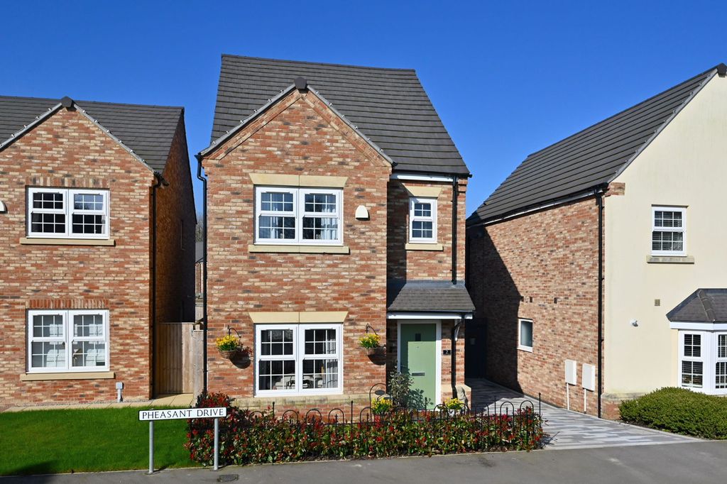 Property photo 1 of 20