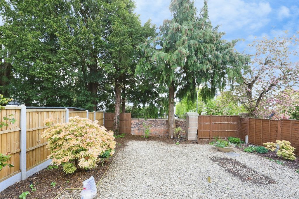 Property photo 2 of 20 Pbox-Img.Jpg