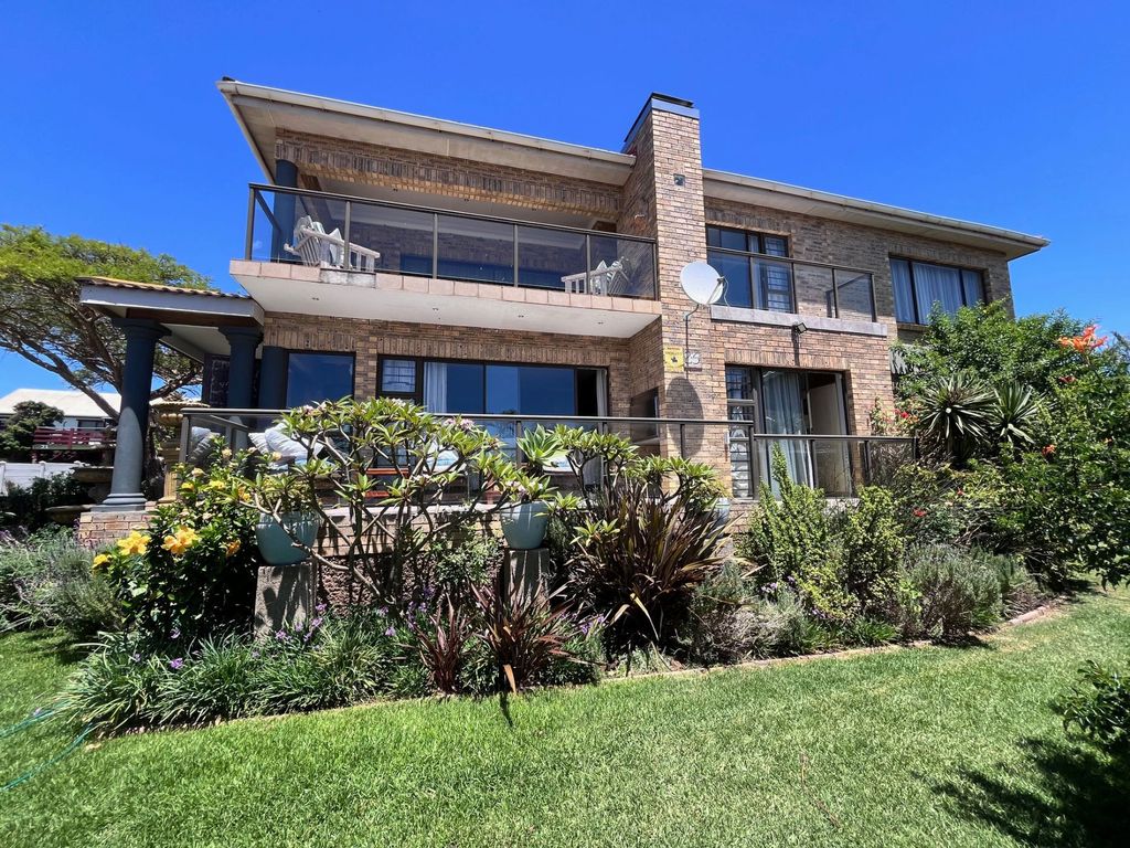 Property photo 3 of 66 1Jf1724360