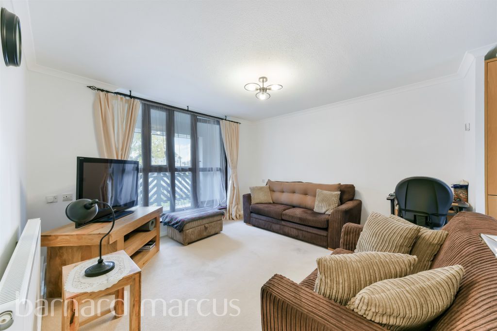 Property photo 2 of 8