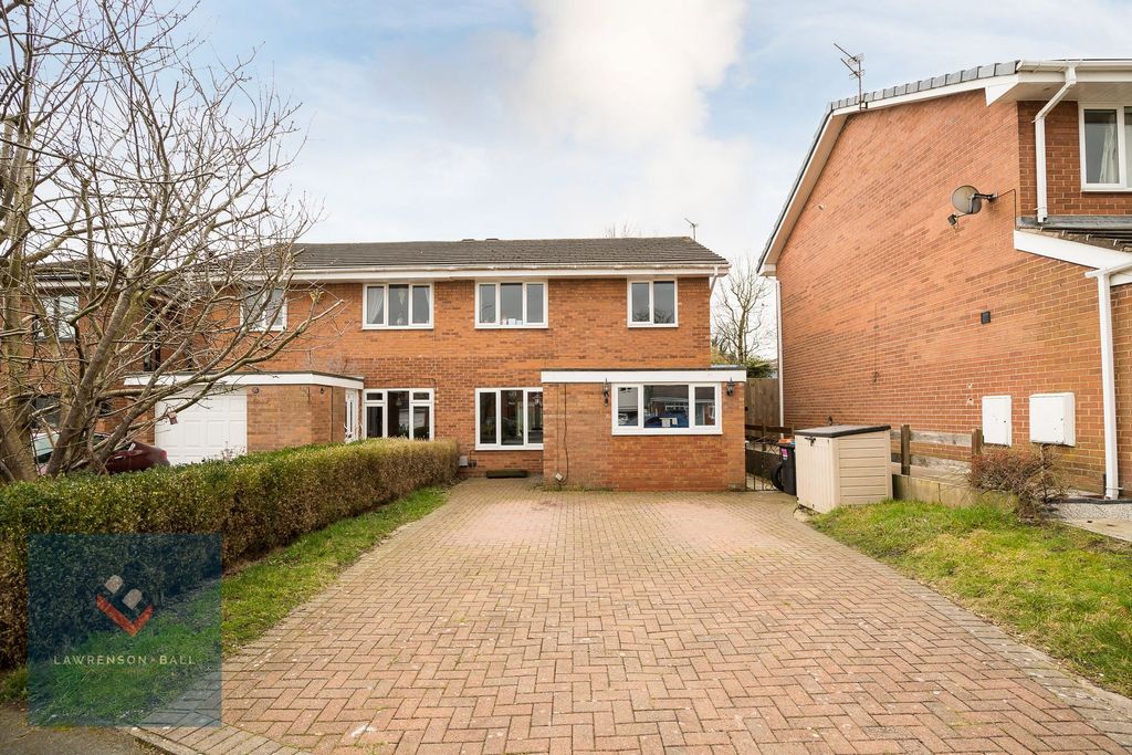 Property photo 2 of 13 The Property