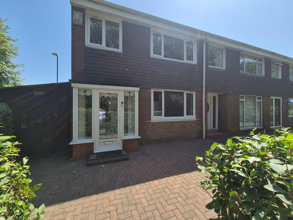 Property photo 1 of 22