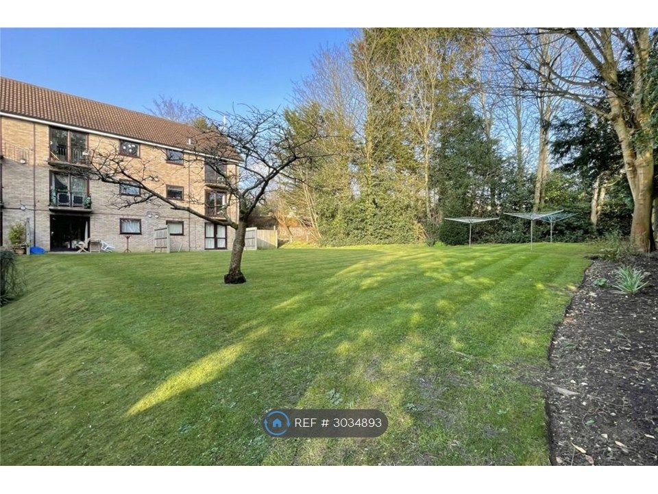 Property photo 2 of 14