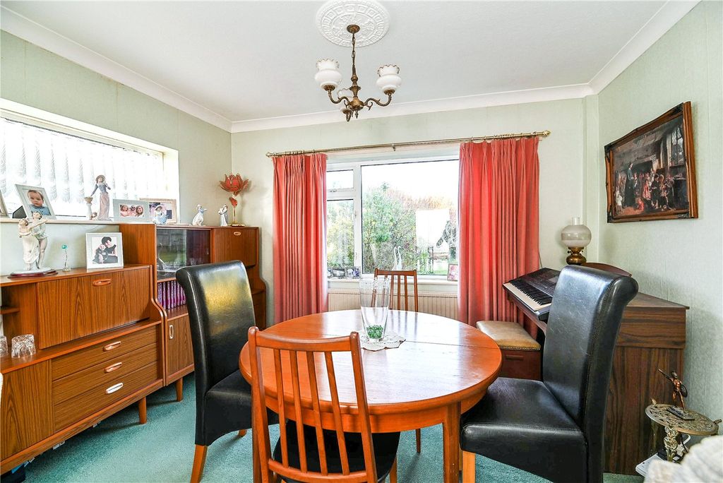 Property photo 3 of 17 Picture No. 04