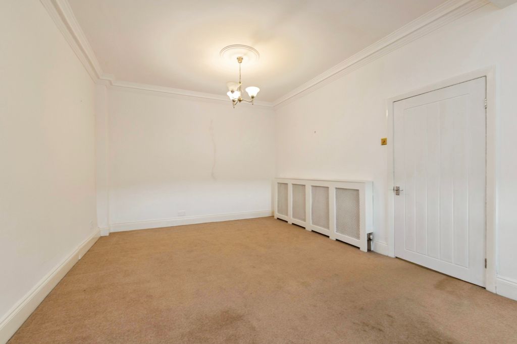 Property photo 3 of 22 Dining Area
