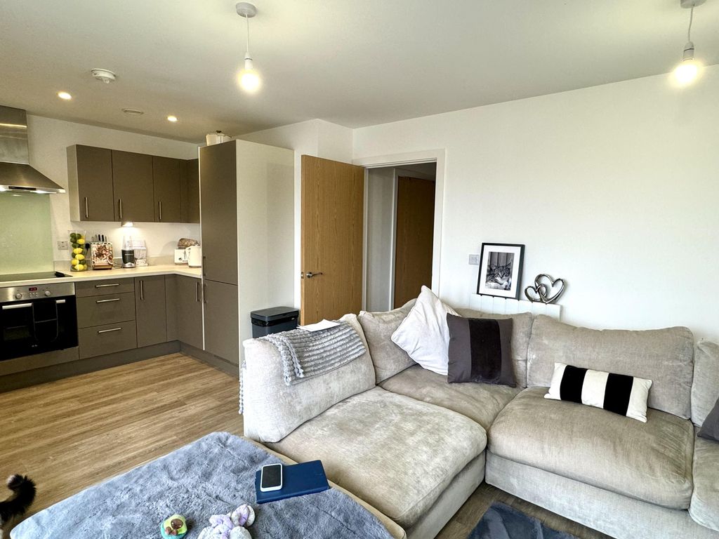 Property photo 2 of 9 Image