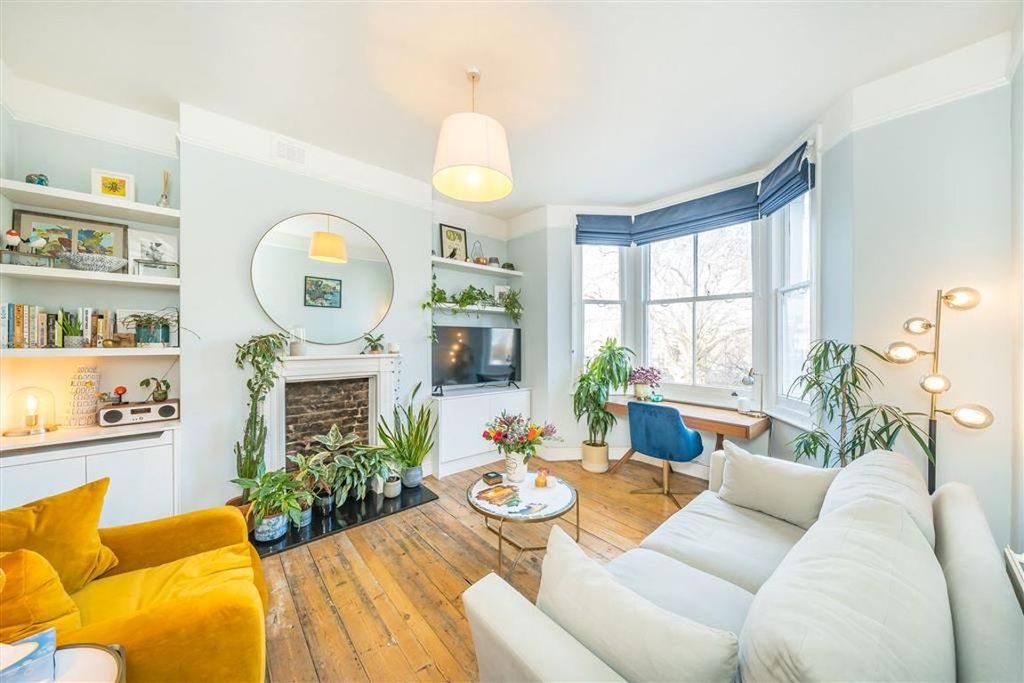 Property photo 2 of 6