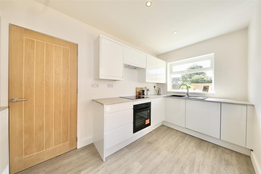 Property photo 2 of 26 0A9A3934.Jpg