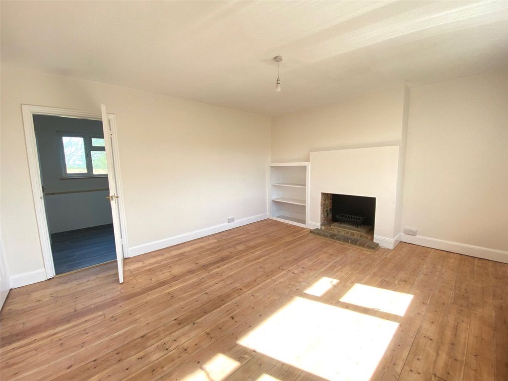 Property photo 2 of 8 Living Room