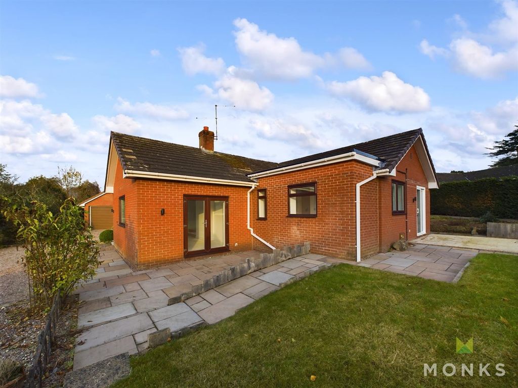 Property photo 1 of 25 Cam01520G0-Pr0111-Still008.Jpg