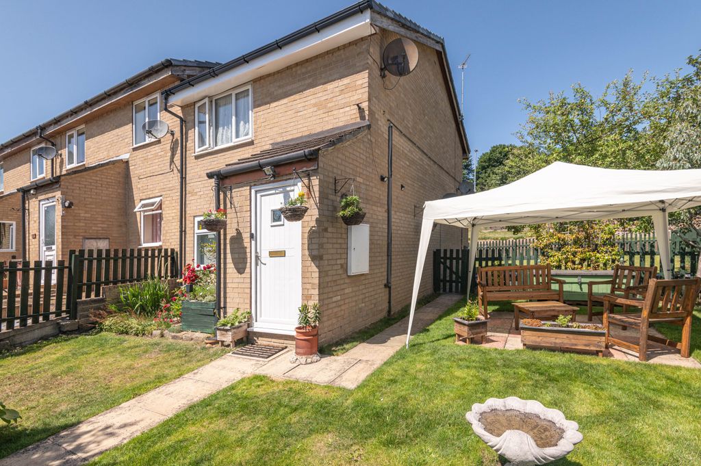 Property photo 1 of 17