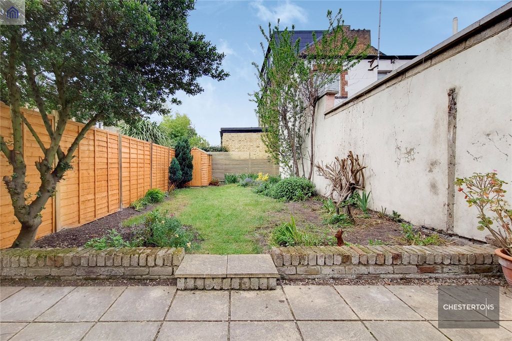 Property photo 3 of 7