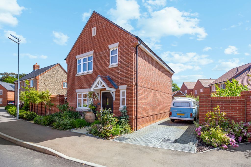 Property photo 1 of 7