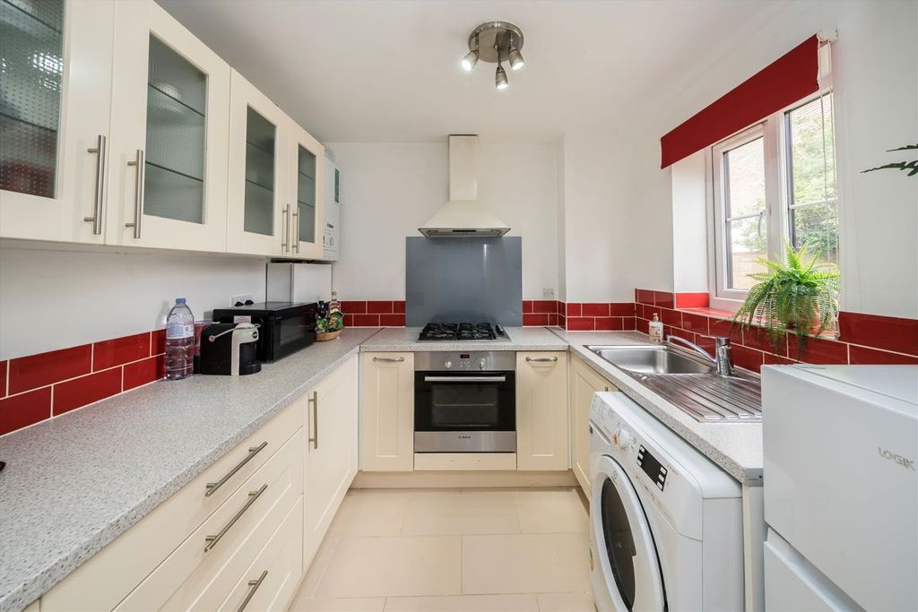 Property photo 3 of 3