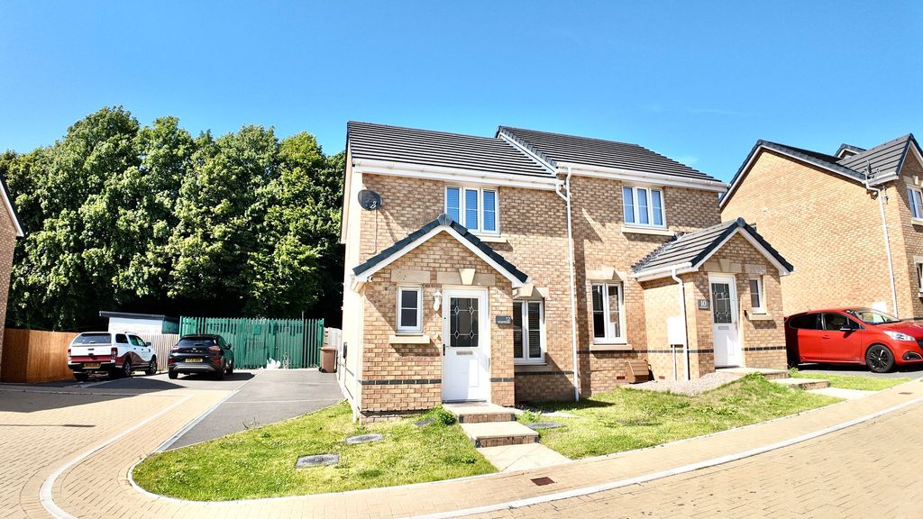 Property photo 1 of 21