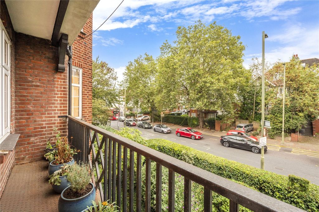 Property photo 2 of 13 Picture No. 01