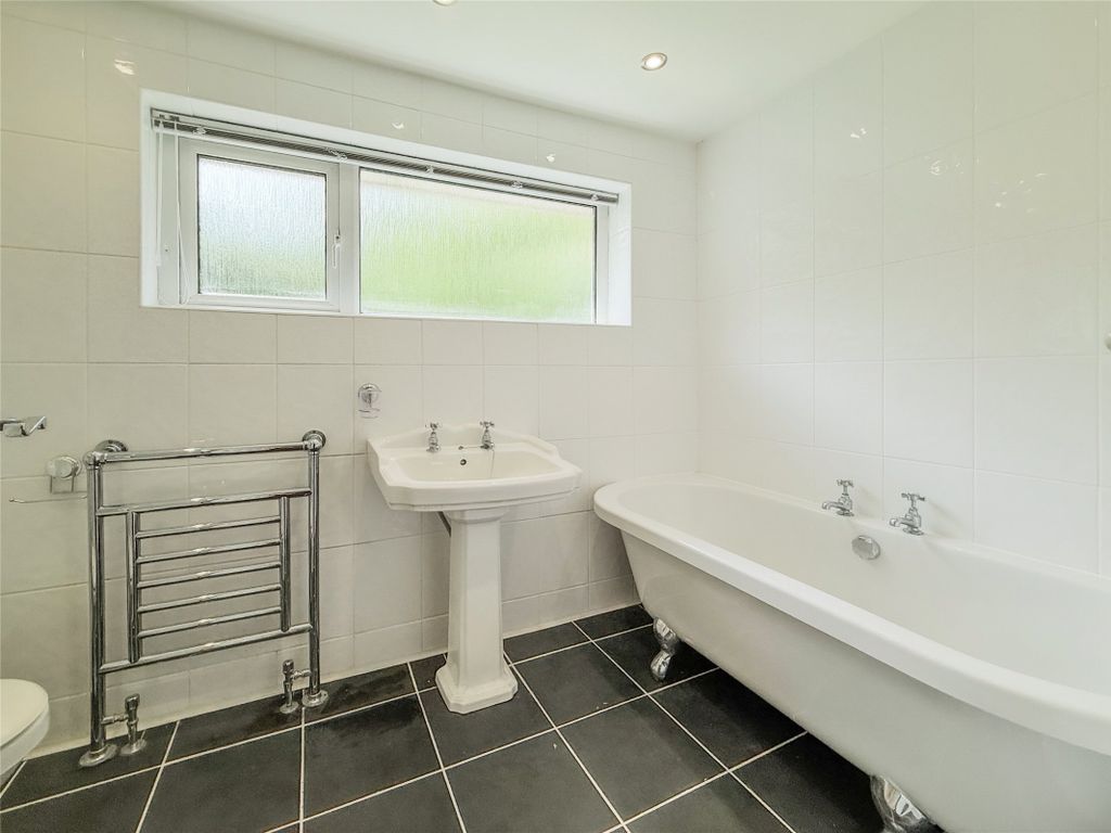 Property photo 3 of 26 Bathroom