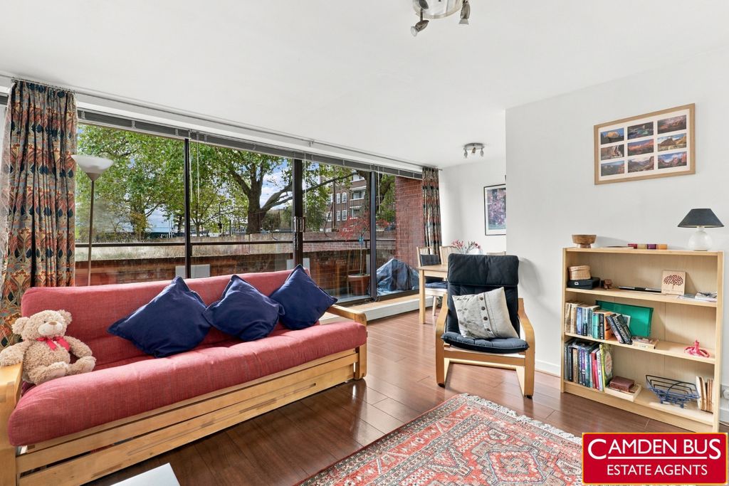 Property photo 3 of 14