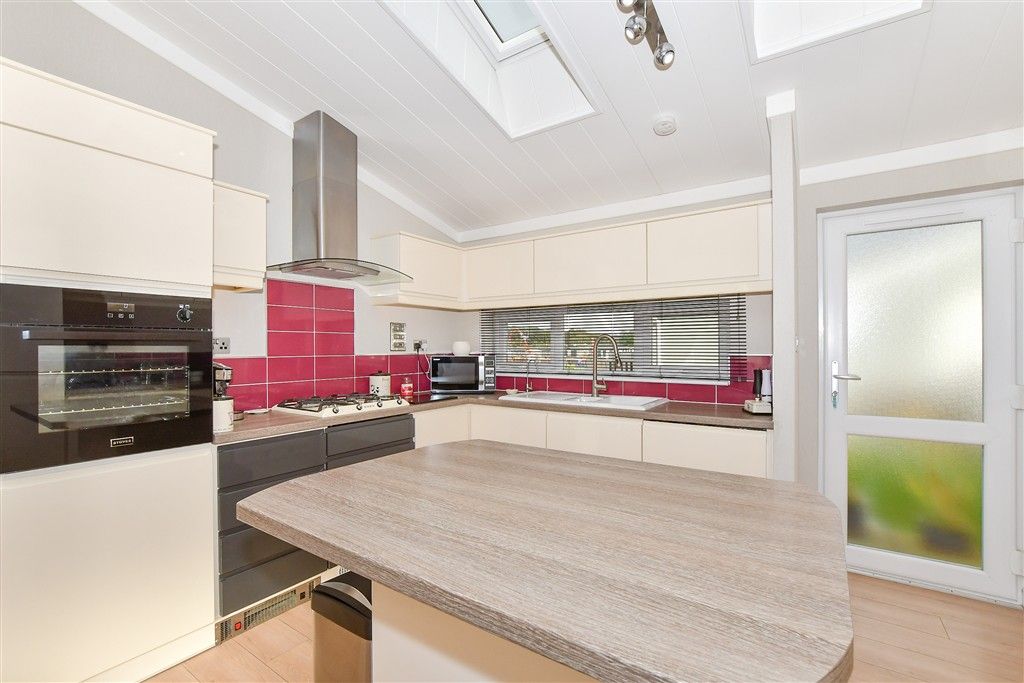 Property photo 2 of 14 Kitchen/Diner