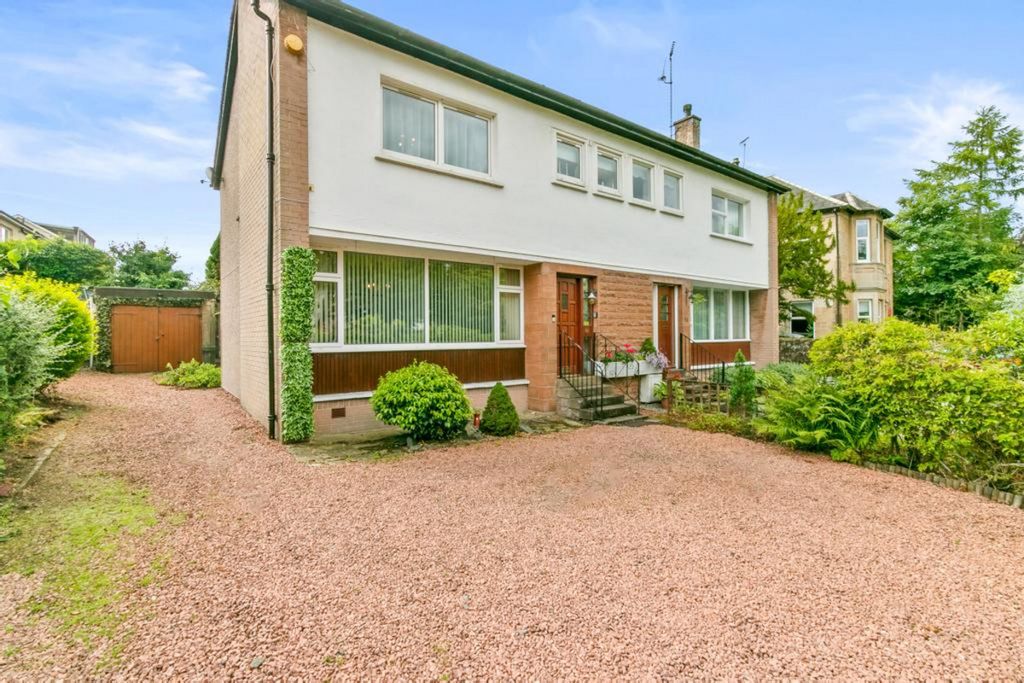 Property photo 1 of 27