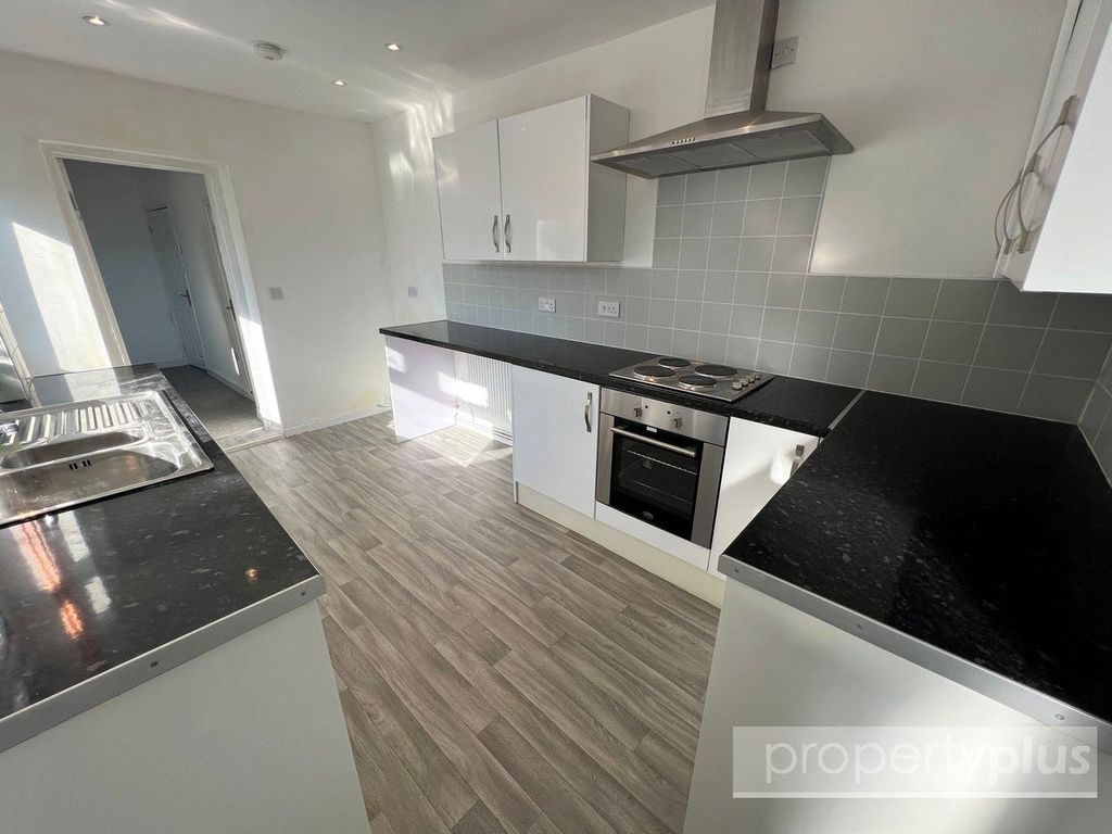 Property photo 3 of 12 Picture No. 04