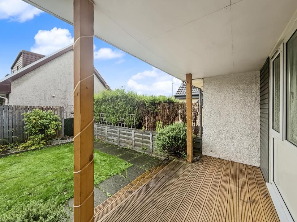 Property photo 2 of 46