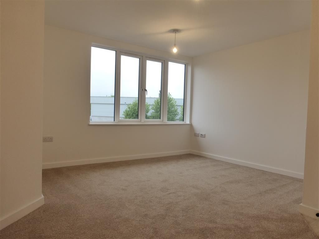 Property photo 2 of 6 Living Room