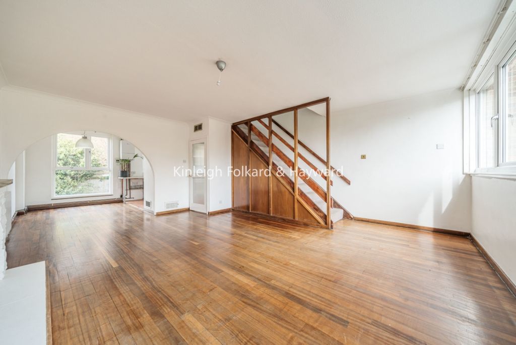 Property photo 3 of 20 290Abaac-29Eb-4424-A