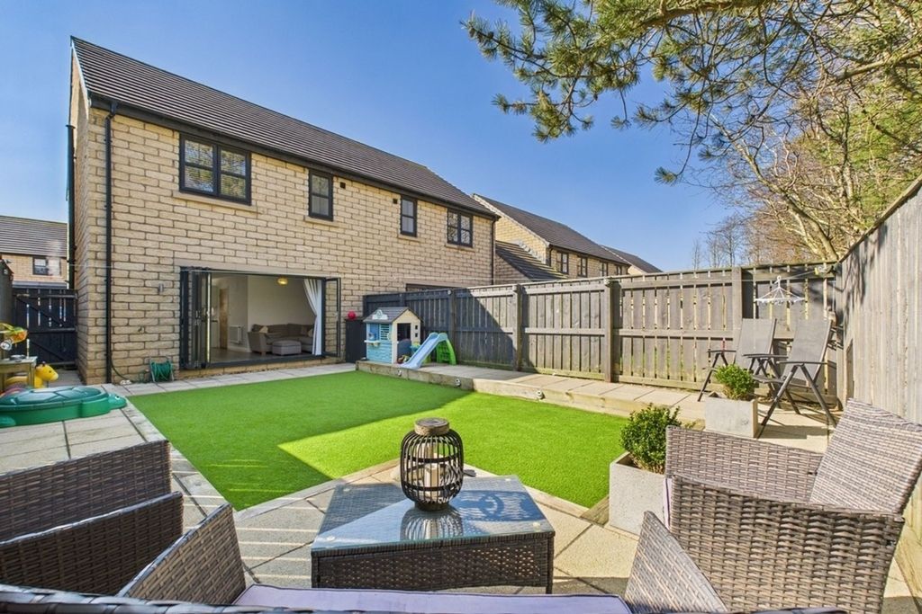 Property photo 1 of 24 Photo 15