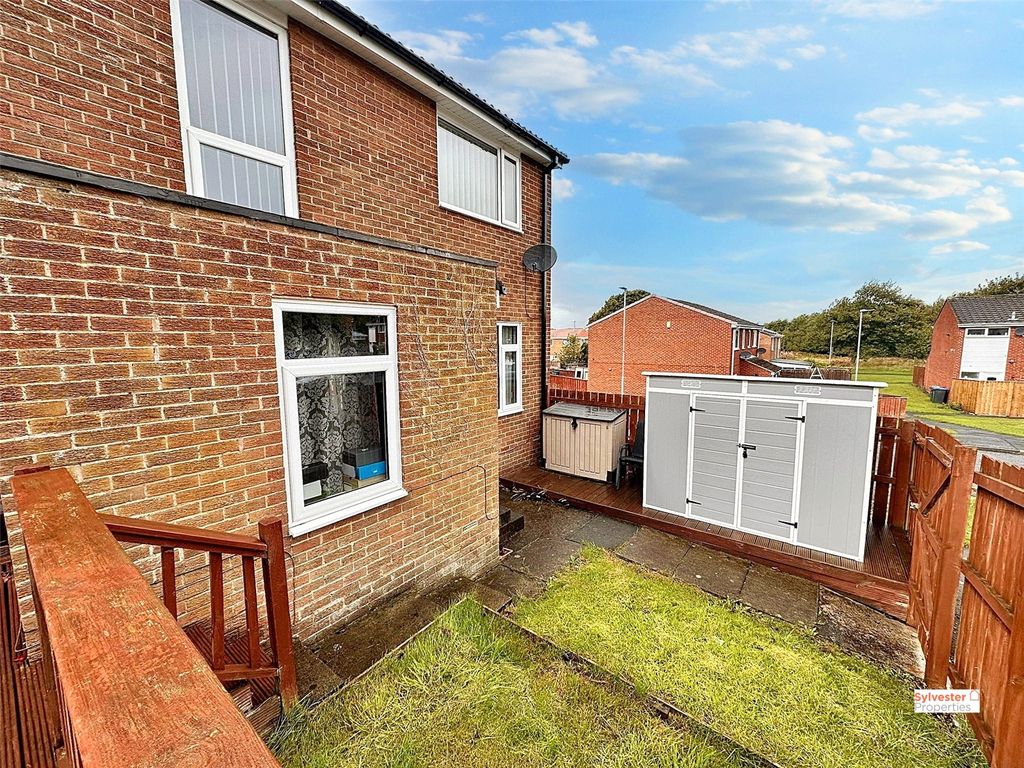 Property photo 1 of 23 Picture No. 14