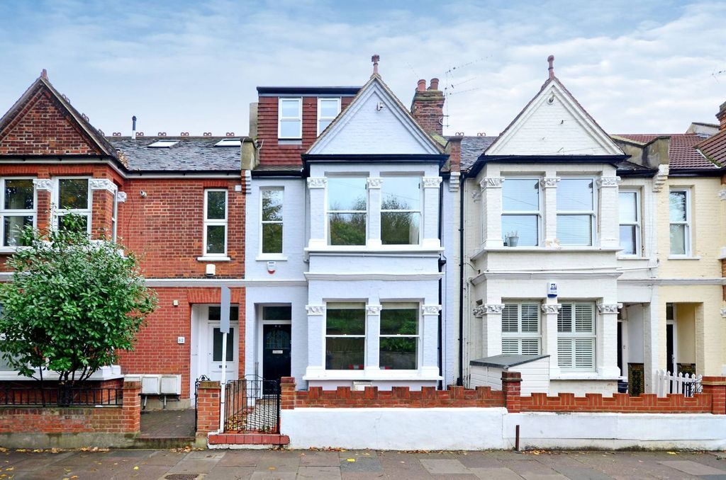 Property photo 2 of 13