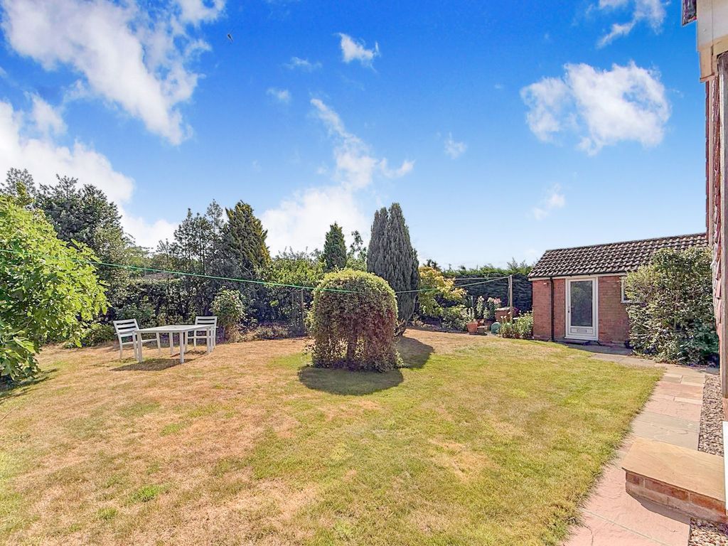 Property photo 3 of 18