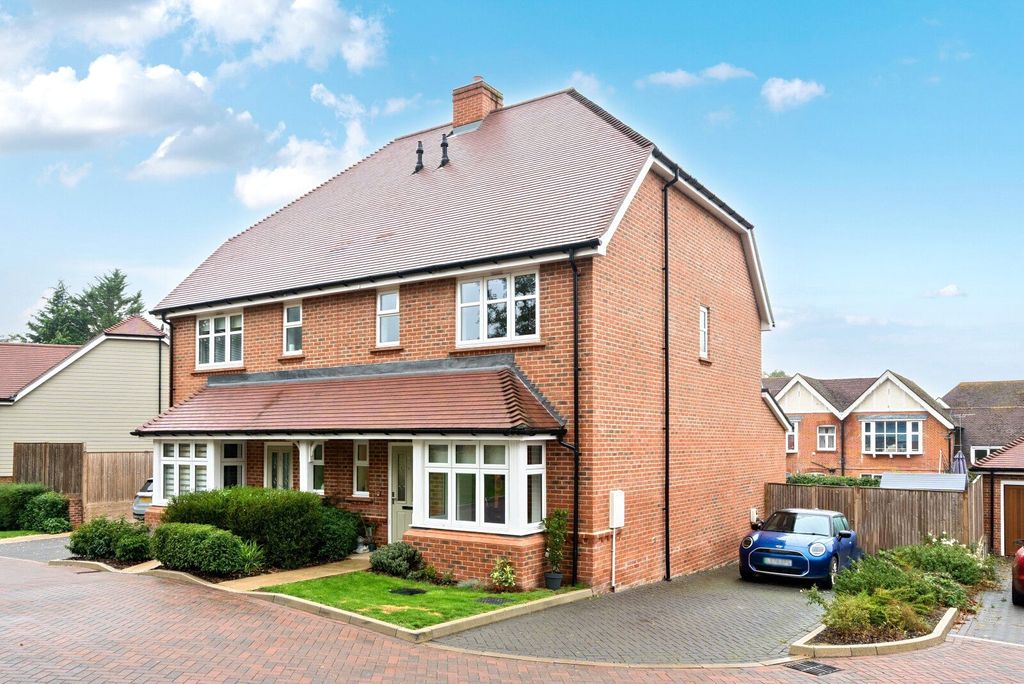 Property photo 1 of 25 Picture No. 27