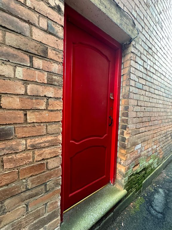 Property photo 2 of 6