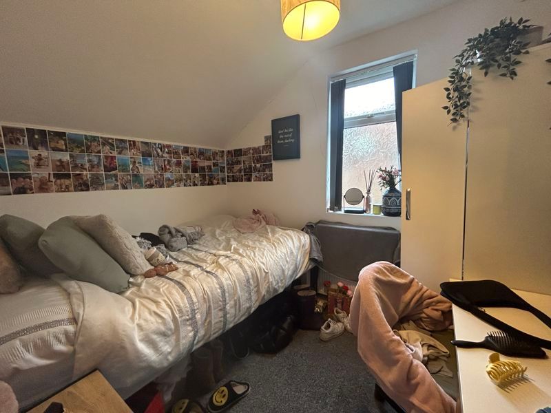 Property photo 3 of 10 Photo 4