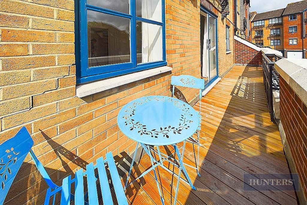 Property photo 2 of 27 Cam01635G0-Pr0175-Still005.Jpg